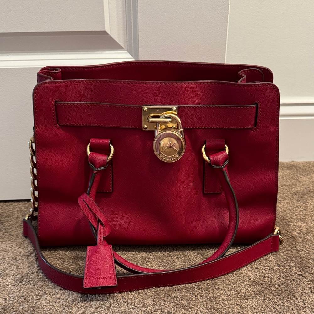 Michael Kors Red Satchel EUC. No callouts